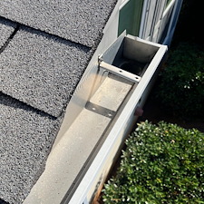 Gutter-Cleaning-in-Davidson-yes-downspouts-are-included 0